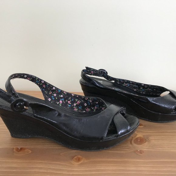 Studio K Platform Peeptoe Slingback Wedge Heels Black Patent Fabric - Picture 4 of 7